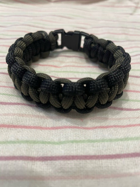 Handmaid paracord bracelets